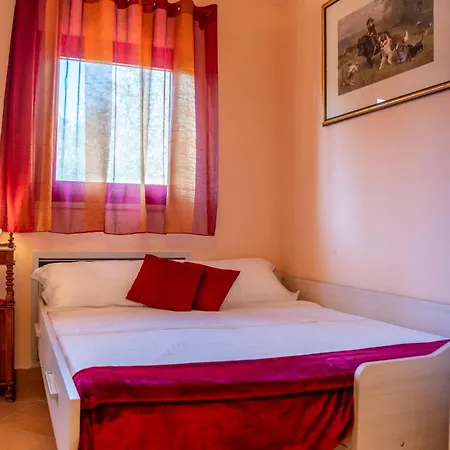 ヴィラ Rosanna シエーナ